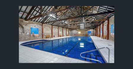 Ground Floor Apartment with Resort Style Living - Photo 5