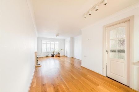 2 bedroom end of terrace house to rent - Photo 4