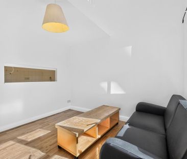 2 bedroom maisonette to rent - Photo 1