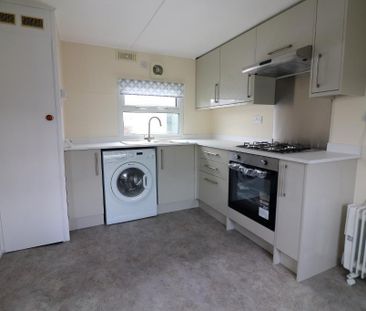 1 bedroom park home to rent - Photo 4