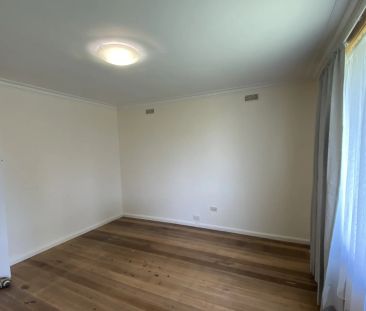Charming 3-bedroom home - Photo 4