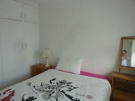 2-bedroom shared studio/granny flat, fenton place - Photo 4