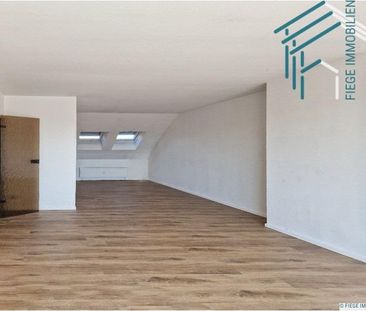 Großzügige, klimatisierte Dachgeschosswohnung mit toller Dachterras... - Foto 1