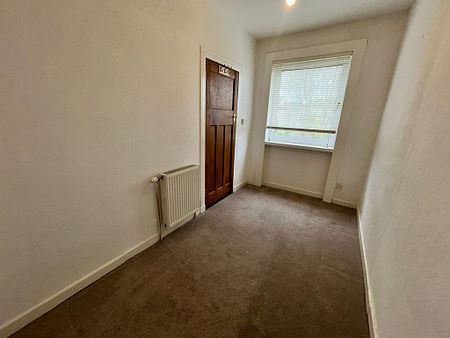 3 Bedroom Property To Rent - Photo 4