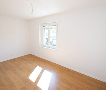 Spacieux appartement de 4.5 pièces au rez-de-chaussée - Photo 5