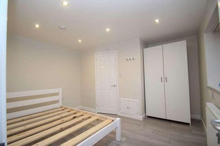 Donnington Bridge Road, Oxford **student Property, OX4 - Photo 4