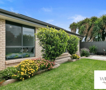 Low Maintenance & Stylish! - Photo 1