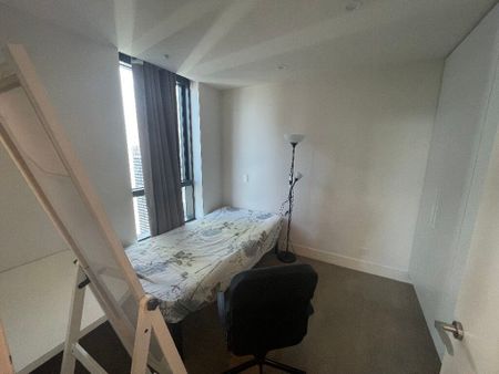 4707/500 Elizabeth Street, Melbourne VIC 3000 - Photo 3