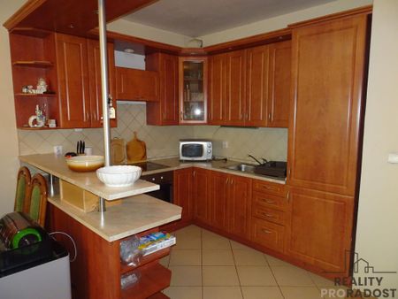 Pronájem bytu 2+kk 63 m2 - Fotografie 5
