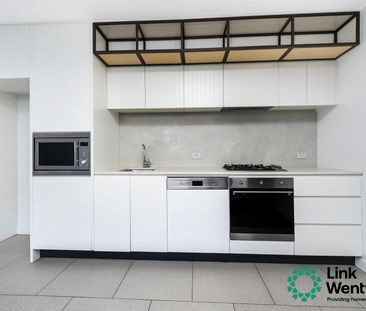 206/18 Lilydale Street, MARRICKVILLE NSW 2204 - Photo 3