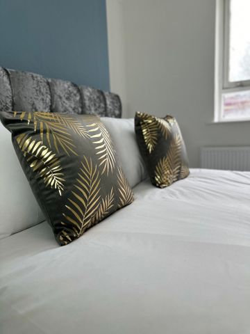 Bow Road - Photo 2