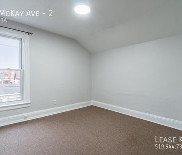 258 McKay Ave - Photo 4