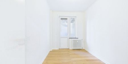 Appartement te huur in Ukkel voor € 2.250 met 4 slaapkamers - Photo 5