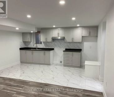 1368 CONNAUGHT TERRACE - Photo 2