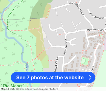 Helston, Cornwall - Photo 1