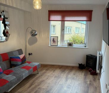 1 bedroom semi-detached house to rent - Photo 1