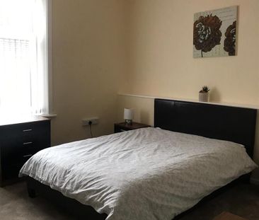 1 bed house share to rent in Briercliffe Road, Burnley, BB10 - Photo 4
