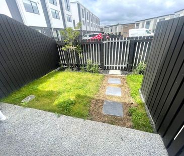 79 Huri Street, Mangere Bridge - Photo 2