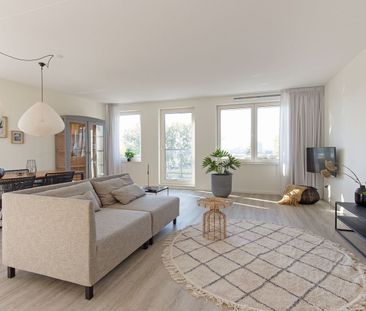 Appartement te huur: Mary van der Sluisstraat 290 1095 ME Amsterdam - Photo 1