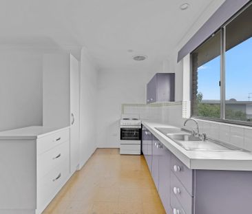 One Bedroom Unit - Photo 3