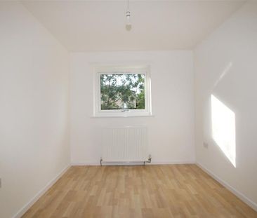 3 bedroom townhouse to rent - Photo 5