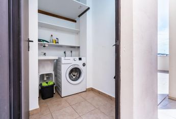 ¡Oportunidad Única! Fantástico Piso Reformado en el Corazón de Adeje – 0067-04588