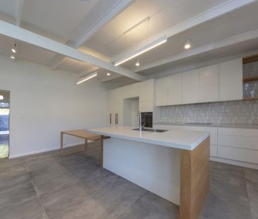 Charming 1880s Character Home – Spacious & Full of Warmth - Photo 6