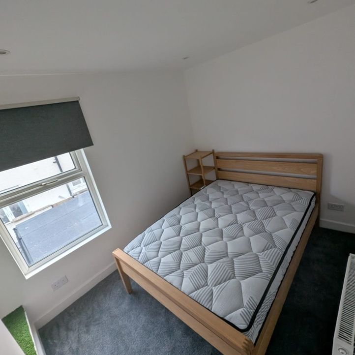 3 Bed Terraced House, Sedley St, L6 - Photo 1