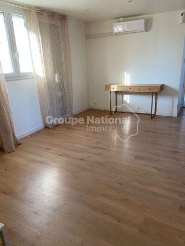 Appartement Saint-chamas T3 54,79m², - Photo 2