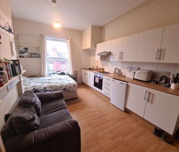 1 bedroom flat to rent - Photo 4