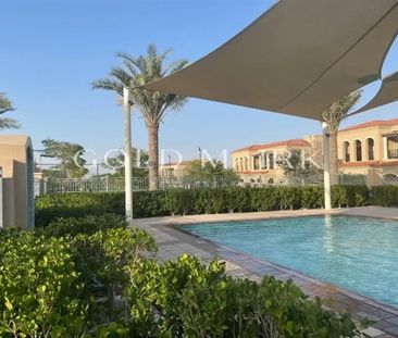 Single Row | Landscape | 2BR + Maid | Near Pool - Photo 2