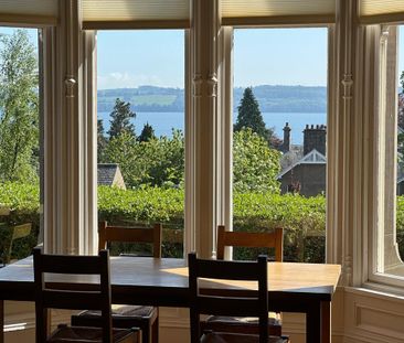 3 bedroom flat to rent - Photo 4