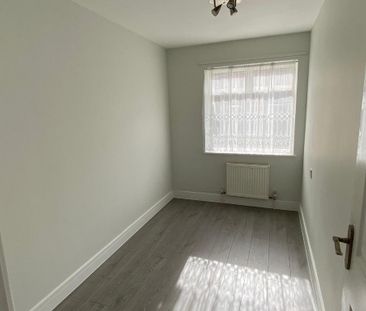 2 bedroom maisonette to rent - Photo 2