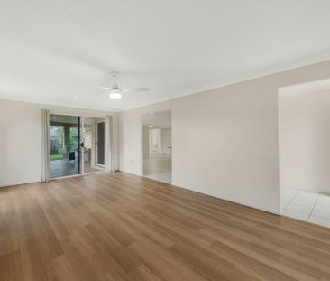 SPACIOUS, COMFORTABLE & PERFECTLY POSITIONED � YOUR BARGARA LIFESTY... - Photo 3