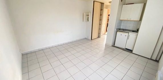 Studio Coignières 20 m² - Photo 2