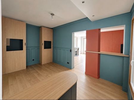 Location Appartement 4 pièces 64m² PARIS 6ème - Photo 3