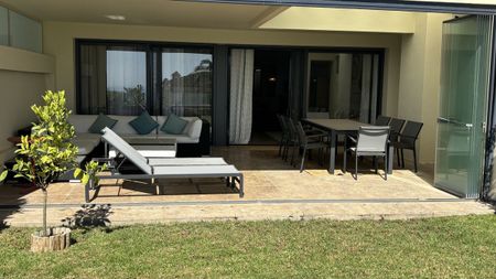Apartamento planta baja en alquiler en Marbella, Marbella - Photo 2