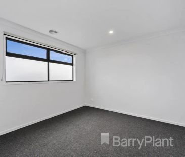 4 Altura Drive, Truganina VIC 3029 - Photo 1