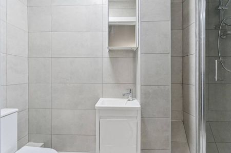 5 bedroom house to rent - Photo 2