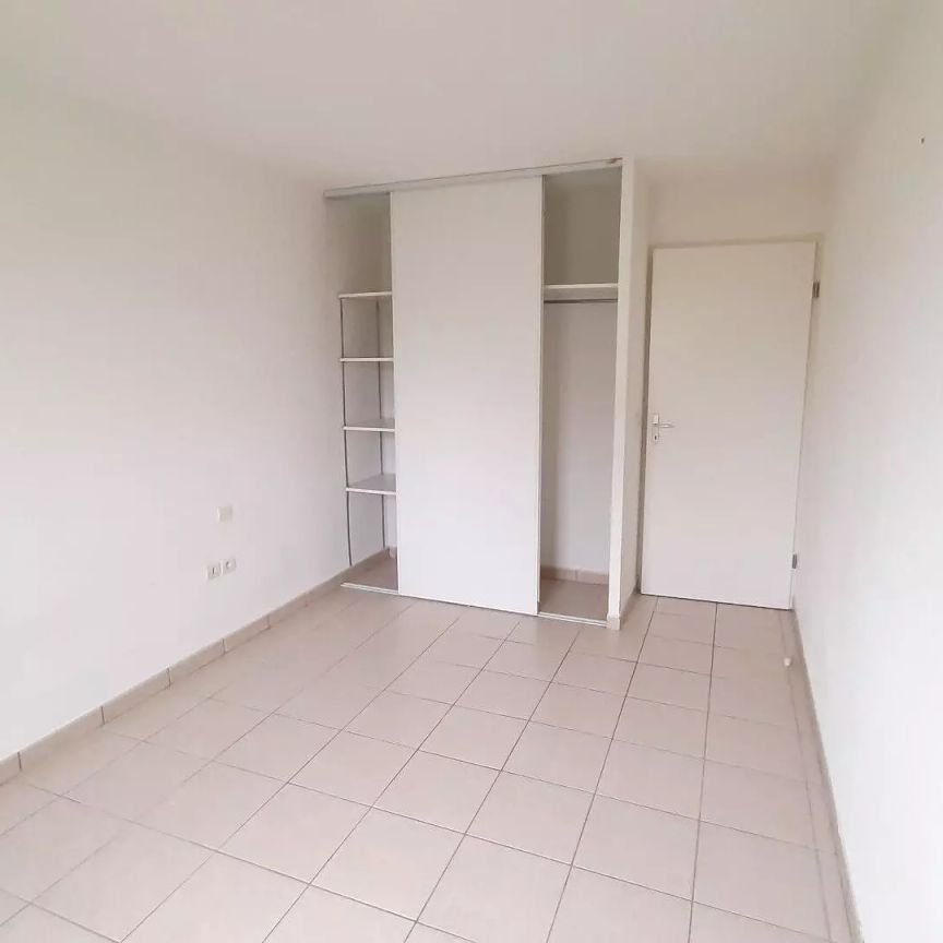 location Appartement T3 DE 62.29m² À POITIERS - Photo 1