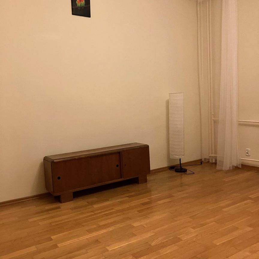 Warszawa, Miła - Photo 1