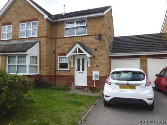 2 bedroom property to rent in Reading - Photo 1