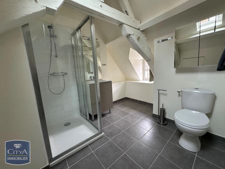 Location Appartement 3 pièces 62m² CAMBRAI 59400 - Photo 3