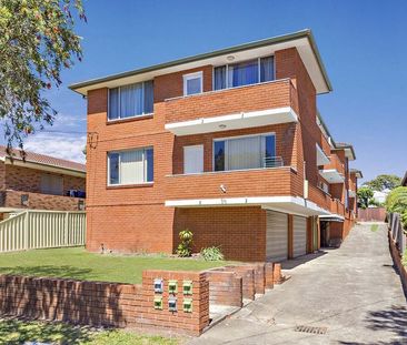 Two Bedroom Unit - Photo 4