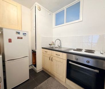 Robere House - Photo 4