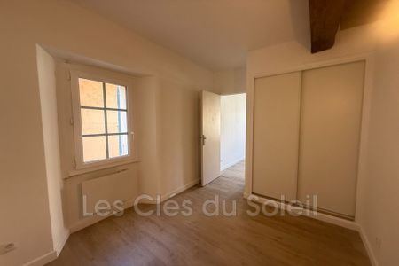 Location Appartement 1 pièce 29m² LA VALETTE DU VAR 83160 - Photo 4