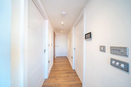 The Waterside Apartments, Pavilion Road, NG2 - Photo 4