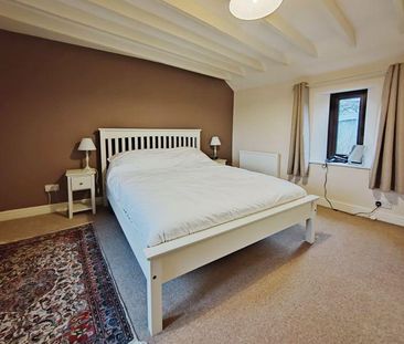 2 bedroom barn conversion to rent - Photo 4