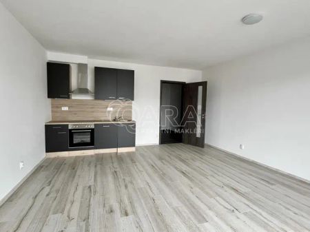 Pronájem, 1+kk 37 m - Photo 2