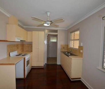 Established Balcatta Character from Front to Back - Photo 3